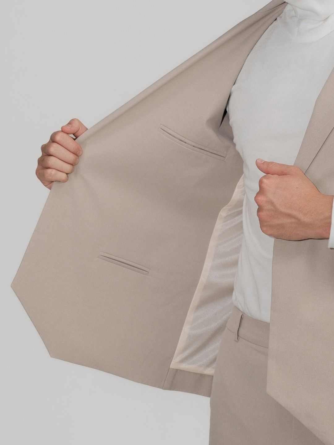 Ultra Suit 3.0 雙排扣套裝組合 白晝沙 - TRANZEND