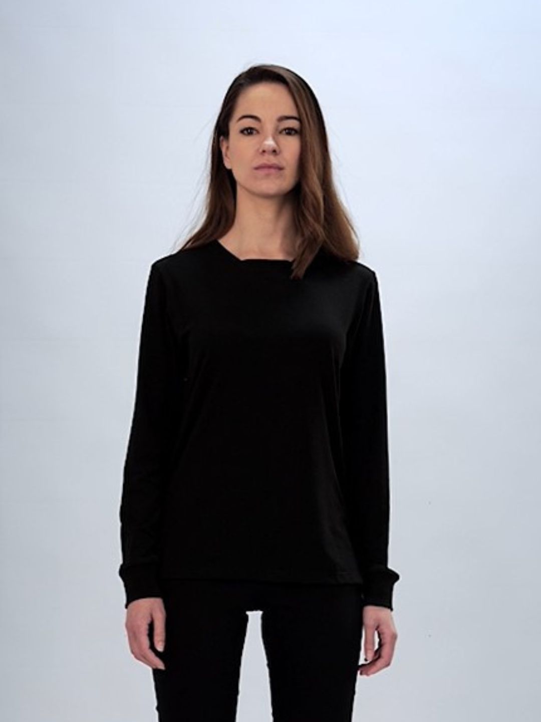 Ultra Tee trapezoidal collar long sleeves