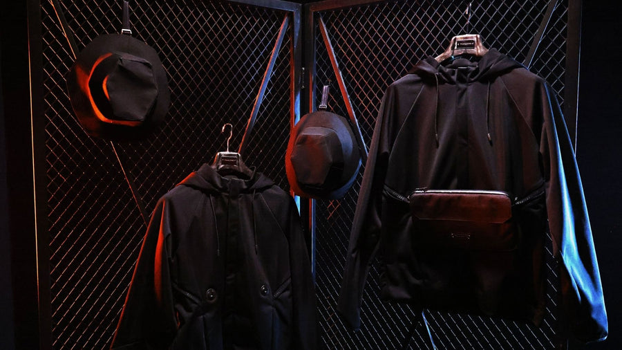 Less is more Clothing の哲学 ウルトラ パーカー 2.0 超早割資格に最初に登録してください。