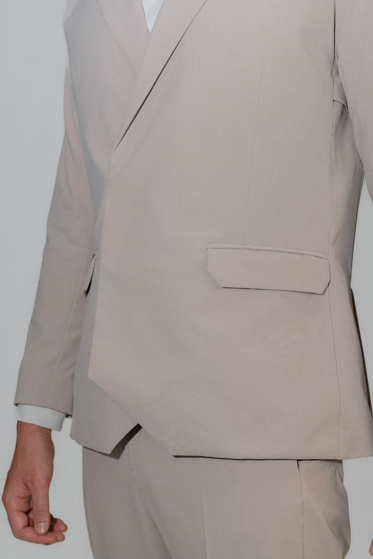 Ultra Suit 3.0 double breasted jacket white sand