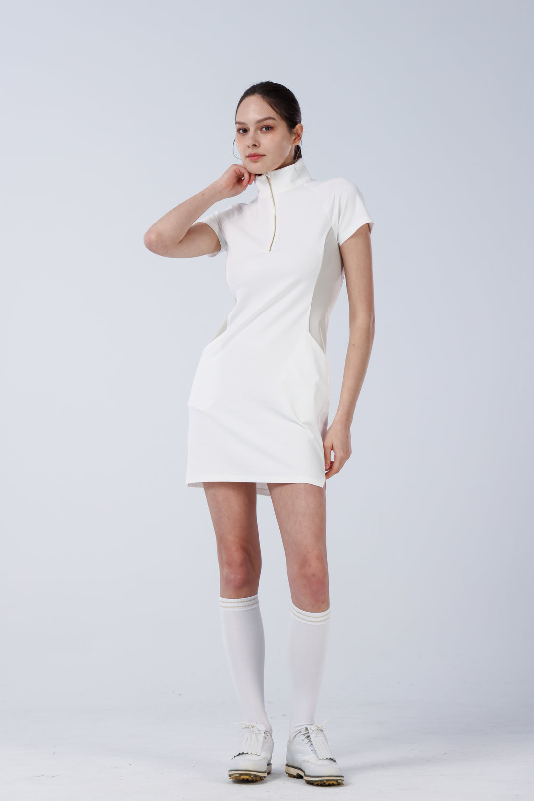 Quater-Zip Mock Neck Dress | 拉鍊高領洋裝