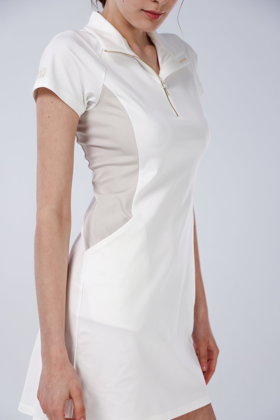 Quater-Zip Mock Neck Dress | 拉鍊高領洋裝