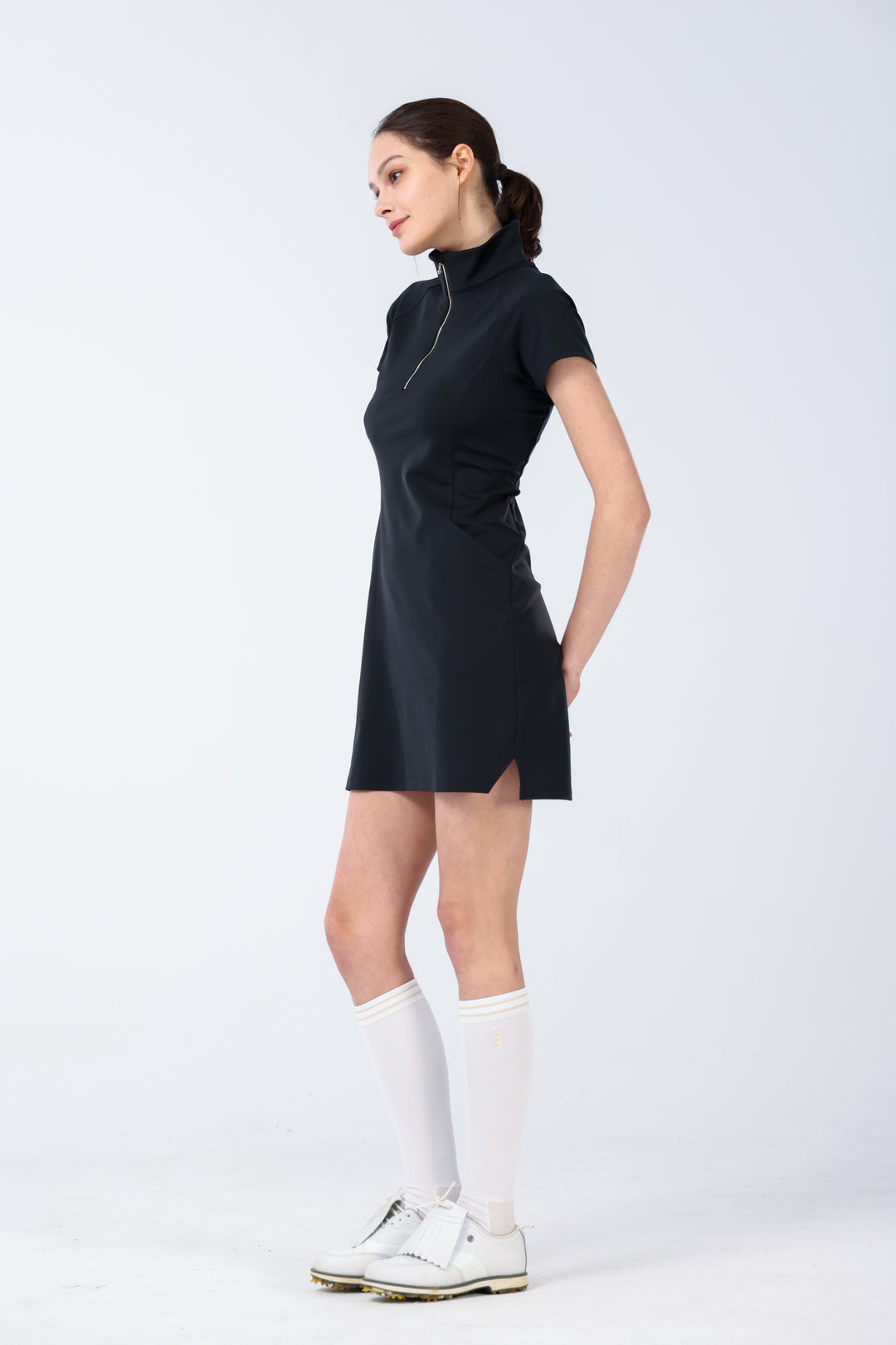 Quater-Zip Mock Neck Dress | 拉鍊高領洋裝