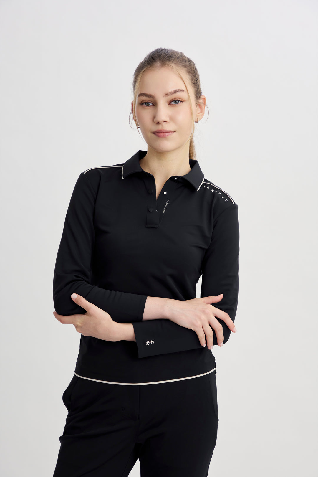 AW26 Golf 女款釘釦長袖 Polo 黑色正面