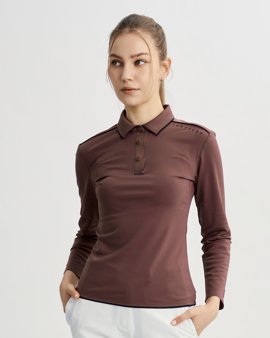 AW26 Golf 女款釘釦長袖 Polo 土星棕正面