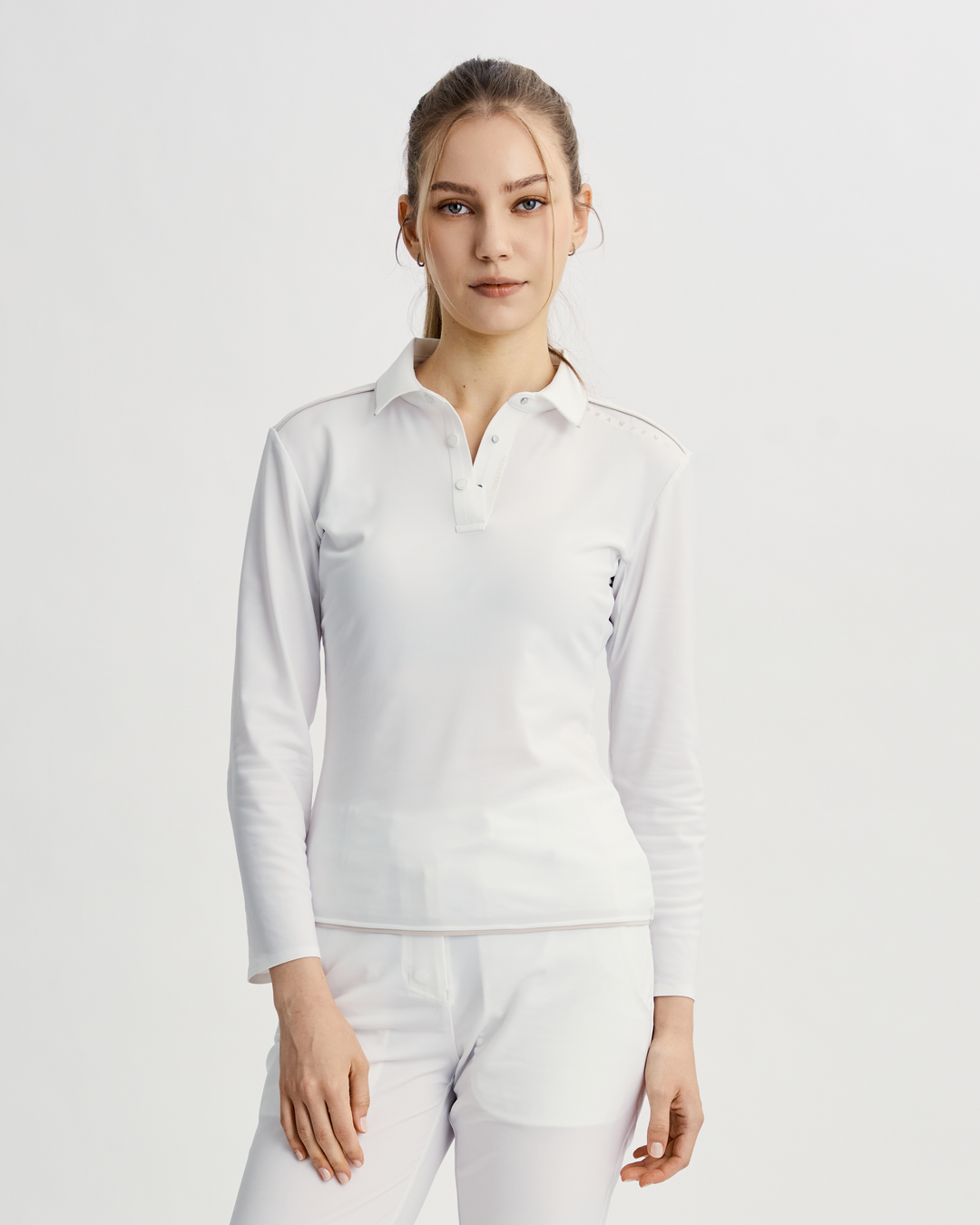 AW26 Golf 女款釘釦長袖 Polo 白色正面