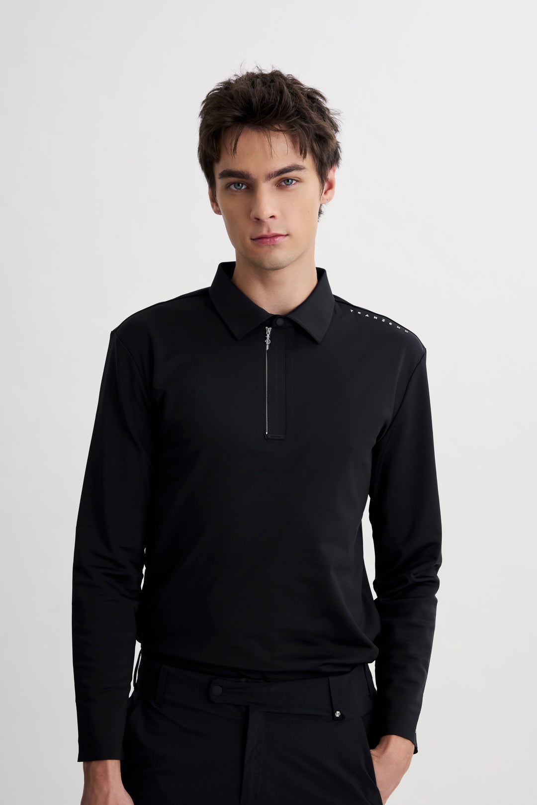 AW26 Golf M Zip Polo Black 正面