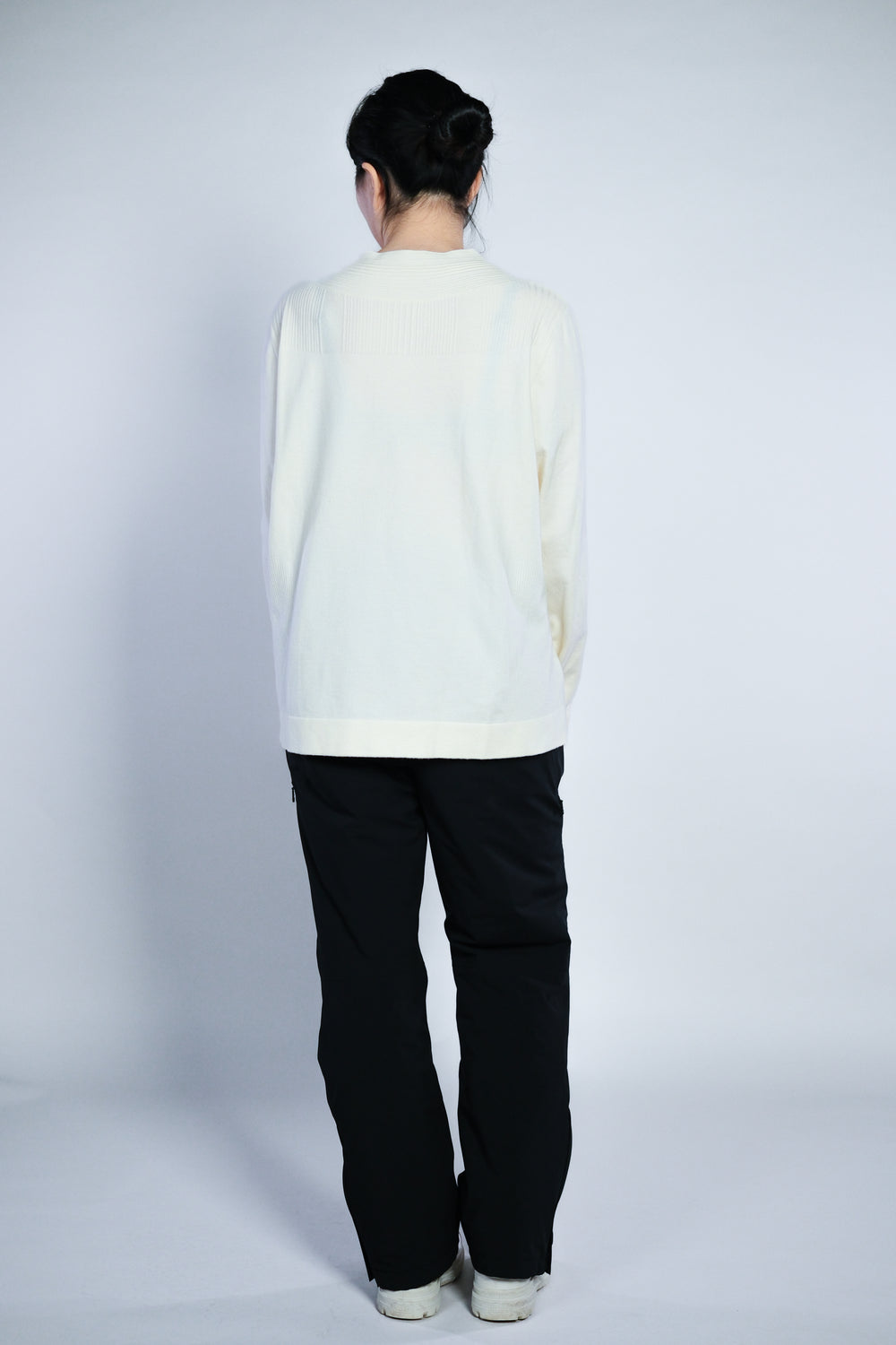Vneck WoolBlend Sweater V領羊毛混紡毛衣