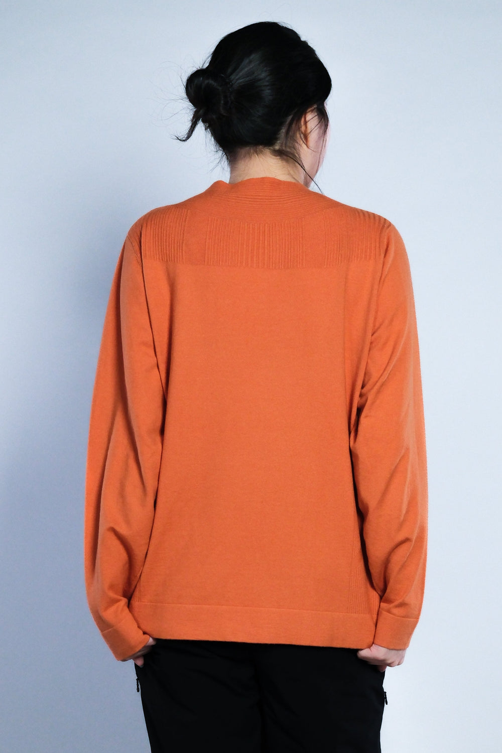 Vneck WoolBlend Sweater V領羊毛混紡毛衣