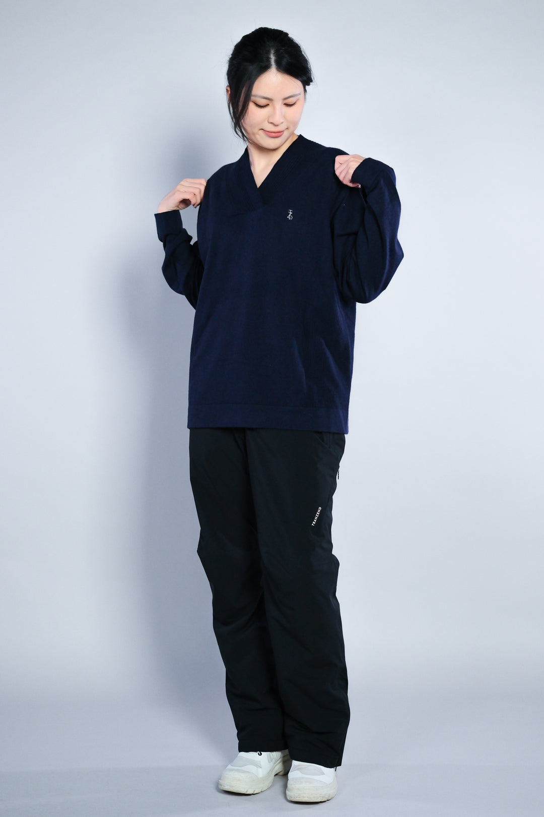 Vneck WoolBlend Sweater V領羊毛混紡毛衣