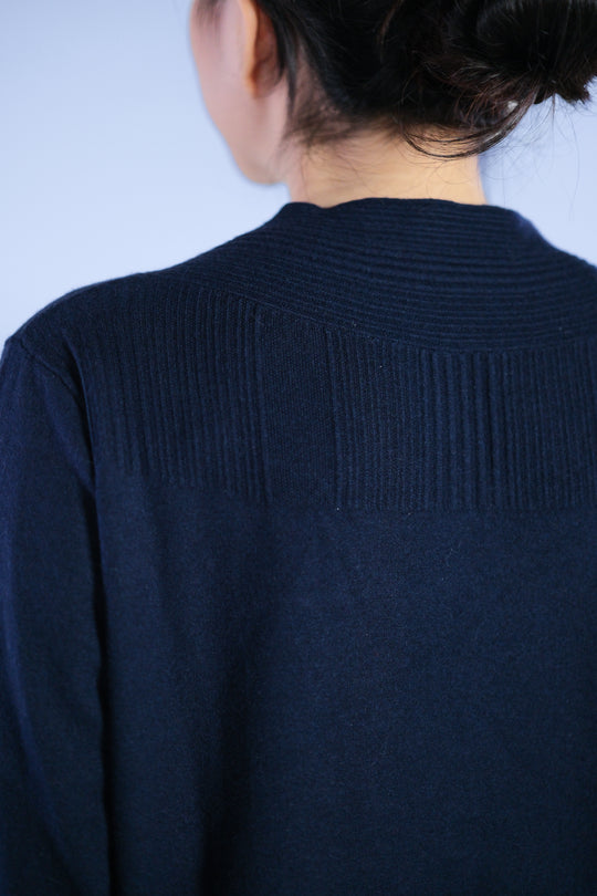 Vneck WoolBlend Sweater V領羊毛混紡毛衣