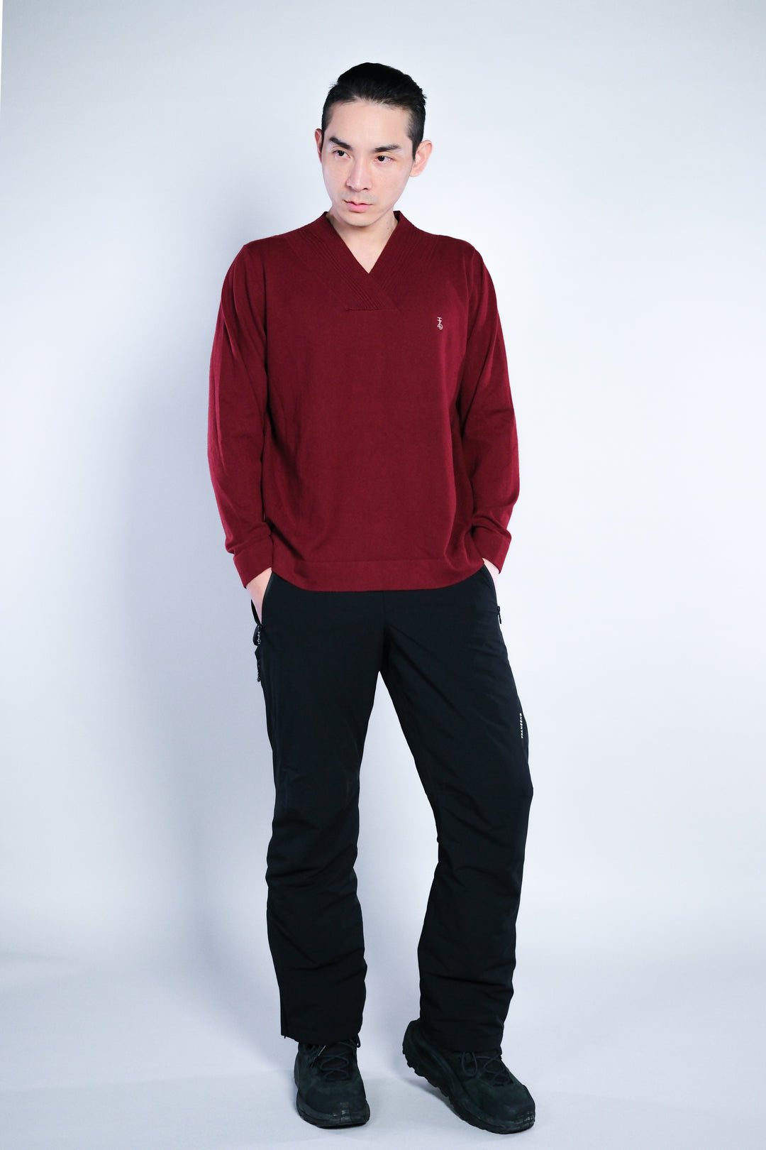 Vneck WoolBlend Sweater - 聖誕特別限定版