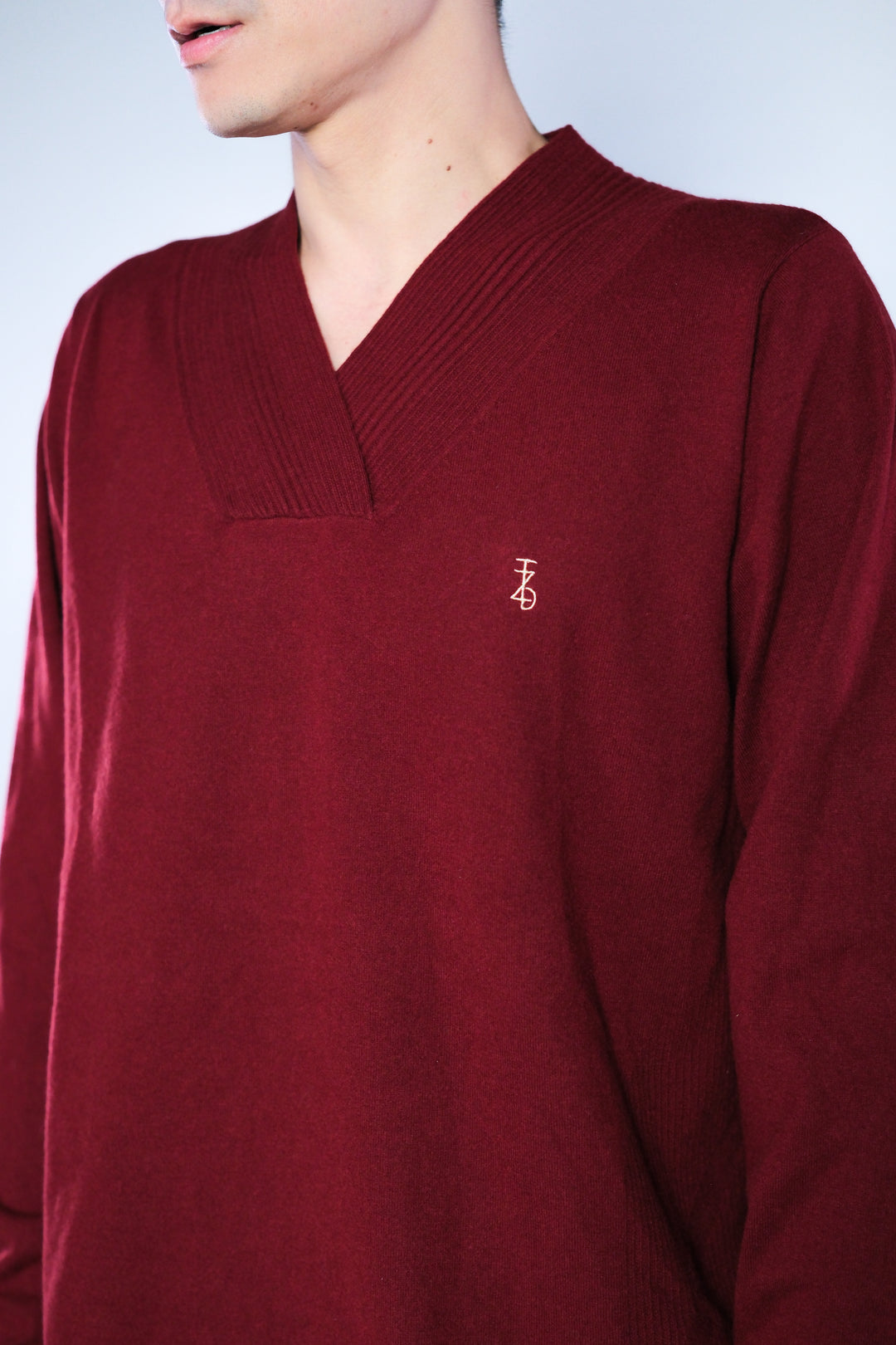 Vneck WoolBlend Sweater - 聖誕特別限定版