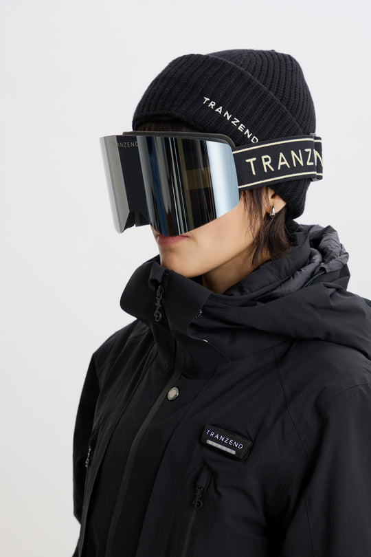 TRANZEND 女款穿搭 黑色 商品細節