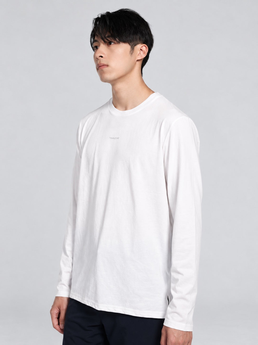 TRANZEND ultra-tee-2-0-圓領-長袖-4 men 經典白 cover — URBAN EC studio