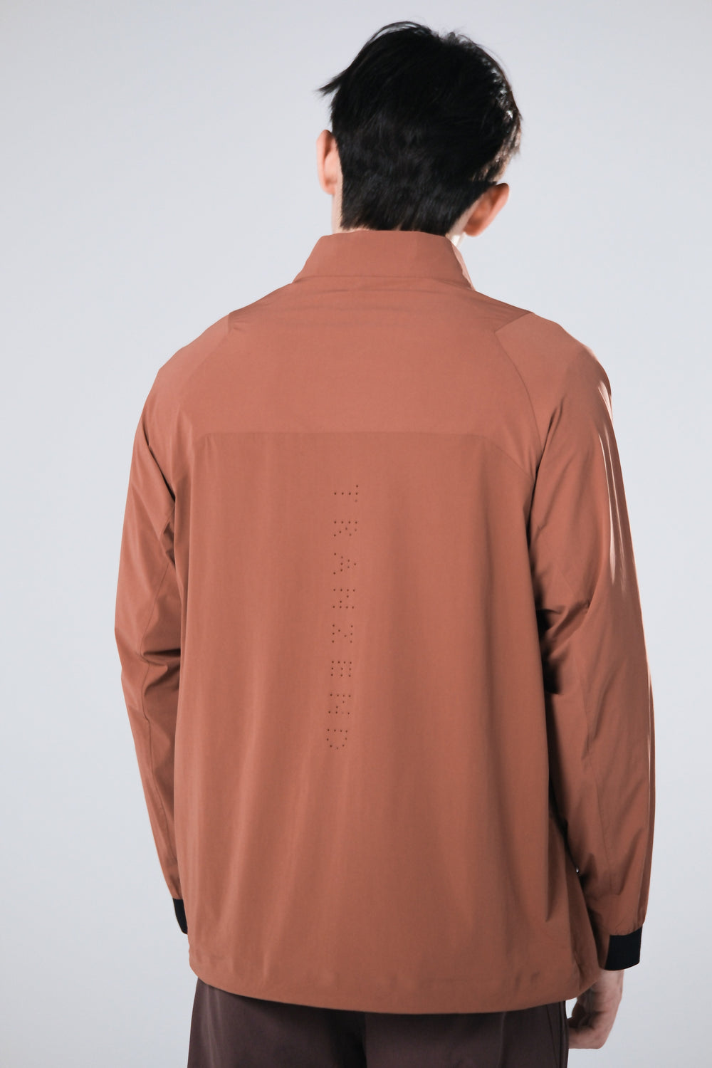 TRANZEND 冰感彈力外套 男 棕 EC照