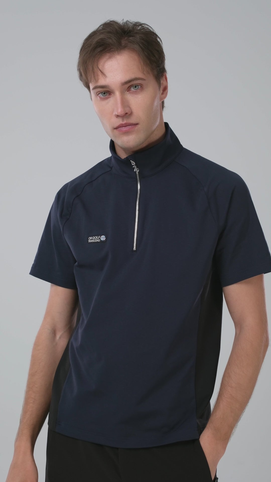 Quater-Zip Mock Neck Polo ｜拉鍊高領Polo