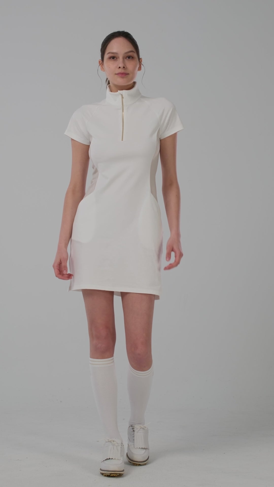 Quater-Zip Mock Neck Dress | 拉鍊高領洋裝