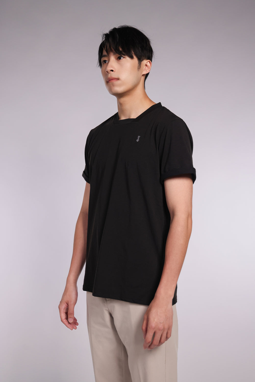 Ultra Tee 2.0 梯形領短袖 men 黑