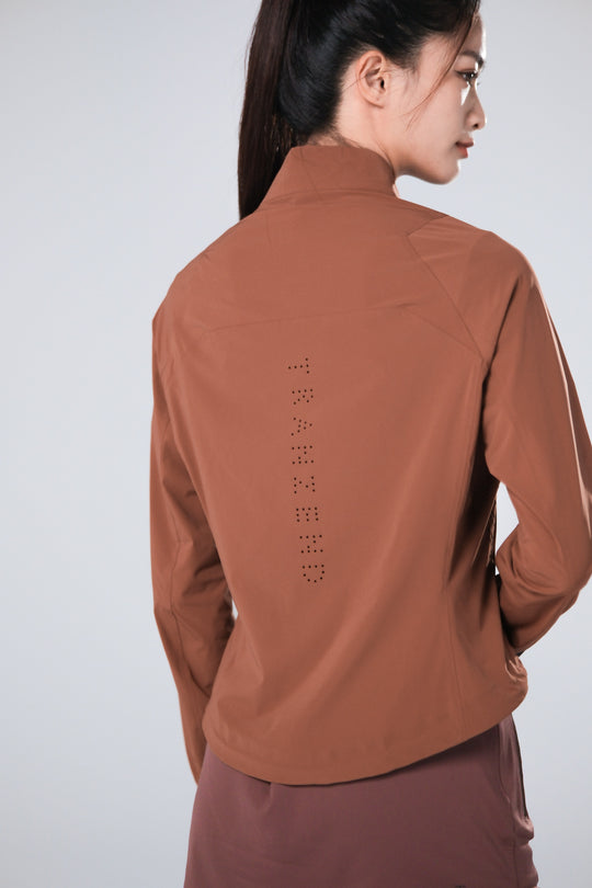 TRANZEND 冰感彈力外套 女 駝色 EC照