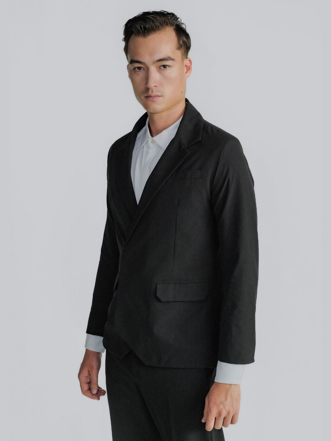 Ultra Suit 3.0 雙排扣外套 經典黑 - TRANZEND
