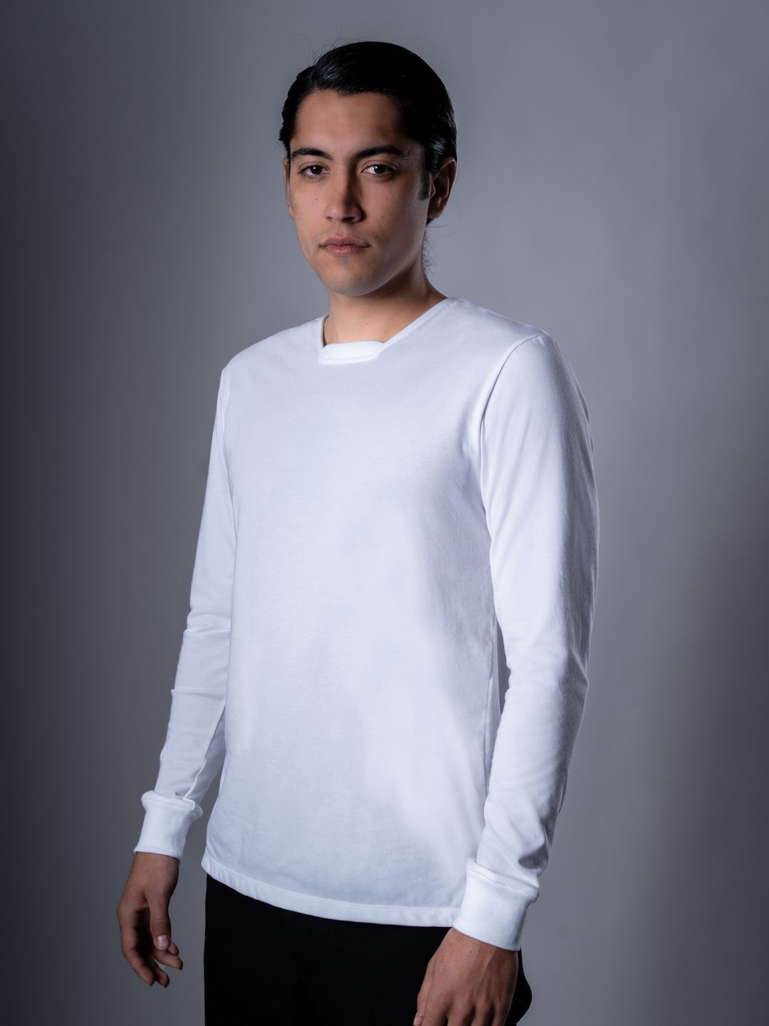 Ultra Tee 梯形領 長袖 - TRANZEND